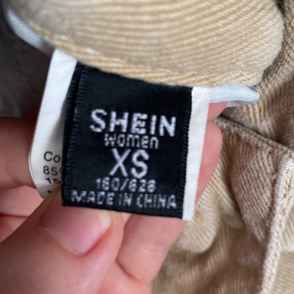 woman’s jeans - Picture 2 of 2